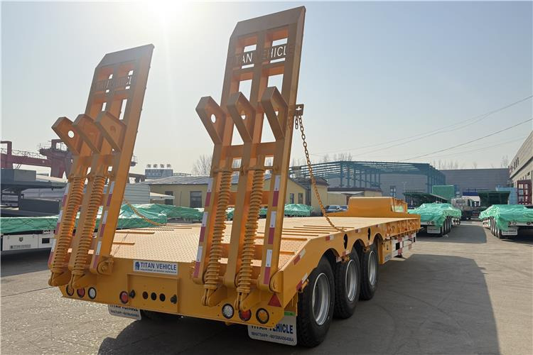 TITAN 80 Ton Low Loader Trailer for Sale Price In Guyana - Низкорамный полуприцеп: фото 3 TITAN 80 Ton Low Loader Trailer for Sale Price In Guyana - Низкорамный полуприцеп: фото 3