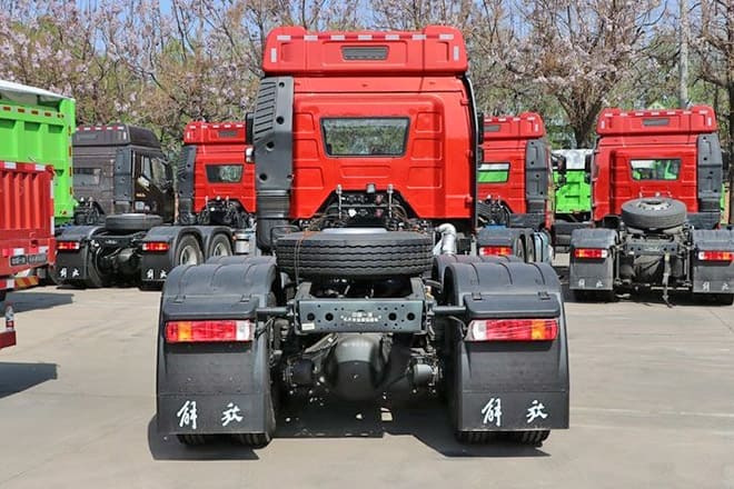 FAW Faw 380HP J6P Truck for Sale in Senegal - Тягач: фото 3 FAW Faw 380HP J6P Truck for Sale in Senegal - Тягач: фото 3
