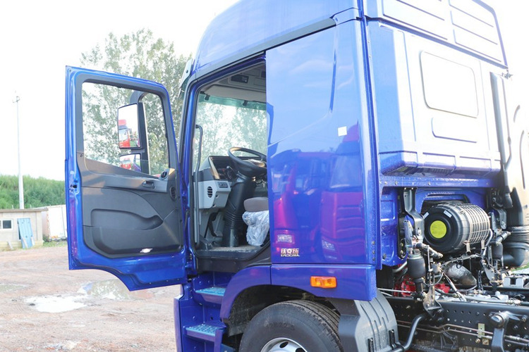 FOTON Foton 8x4 Tractor Head for Sale in Zambia - Тягач: фото 4 FOTON Foton 8x4 Tractor Head for Sale in Zambia - Тягач: фото 4