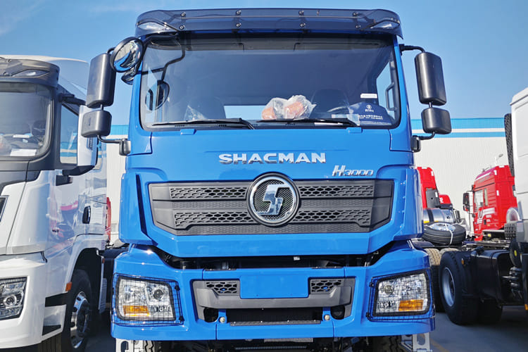 SHACMAN Shacman F3000 Truck Head for Sale in Saudi Arabia - Тягач: фото 3 SHACMAN Shacman F3000 Truck Head for Sale in Saudi Arabia - Тягач: фото 3