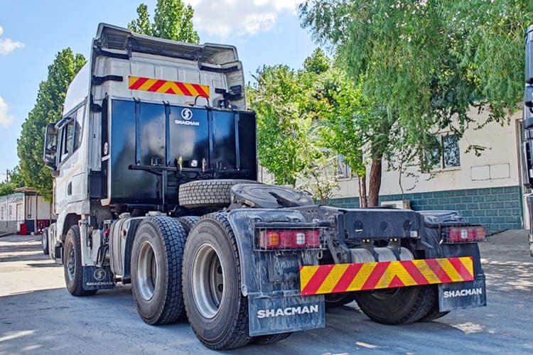 SHACMAN Shacman Tractor Truck for Sale in Saudi Arabia - Тягач: фото 3 SHACMAN Shacman Tractor Truck for Sale in Saudi Arabia - Тягач: фото 3