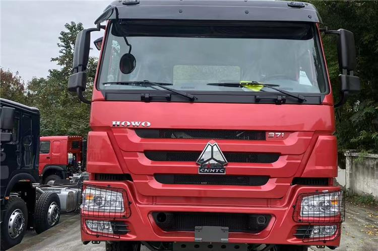 SINOTRUK Howo 371hp Truck Head for Sale In Tanzania - Тягач: фото 4 SINOTRUK Howo 371hp Truck Head for Sale In Tanzania - Тягач: фото 4