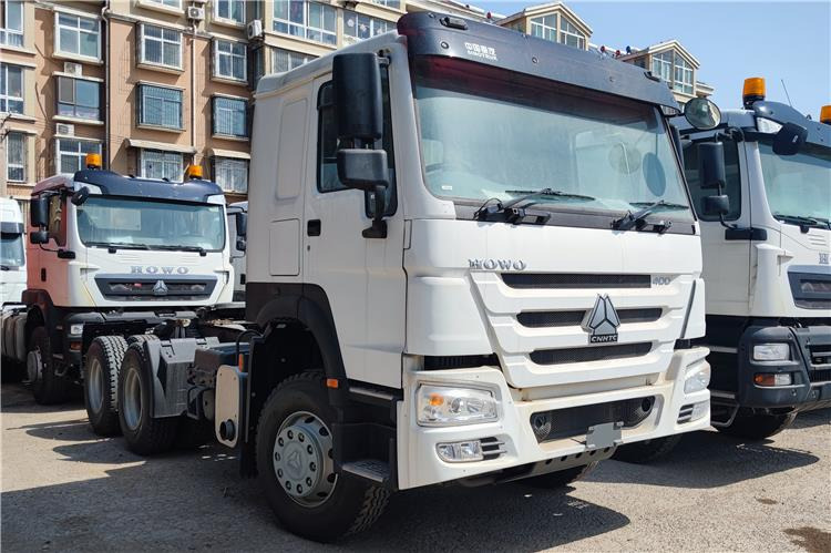 SINOTRUK Howo 400hp Truck Tractor Price with Weichai Engine In Guinea - Тягач: фото 1 SINOTRUK Howo 400hp Truck Tractor Price with Weichai Engine In Guinea - Тягач: фото 1