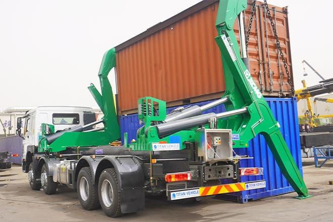 XCMG 20 Ft Side Loader Truck for Sale in Zambia - Грузовик-контейнеровоз/ Сменный кузов: фото 2 XCMG 20 Ft Side Loader Truck for Sale in Zambia - Грузовик-контейнеровоз/ Сменный кузов: фото 2