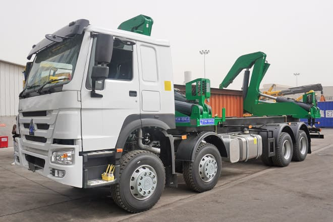 XCMG 20 Ft Side Loader Truck for Sale in Zambia - Грузовик-контейнеровоз/ Сменный кузов: фото 1 XCMG 20 Ft Side Loader Truck for Sale in Zambia - Грузовик-контейнеровоз/ Сменный кузов: фото 1
