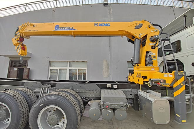 XCMG Truck Mounted Crane with Hydraulic Boom Capacity for Sale in Kenya - Автоманипулятор: фото 3 XCMG Truck Mounted Crane with Hydraulic Boom Capacity for Sale in Kenya - Автоманипулятор: фото 3