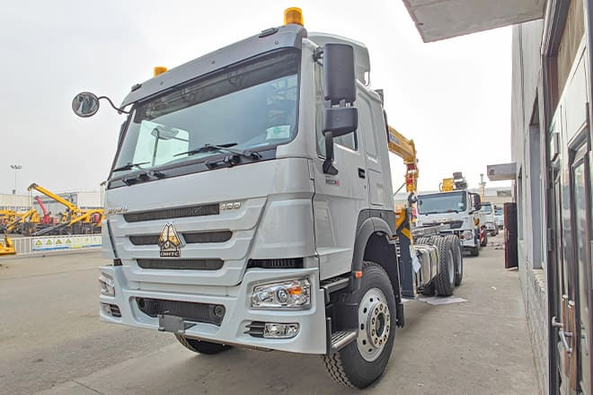 XCMG Truck Mounted Crane with Hydraulic Boom Capacity for Sale in Kenya - Автоманипулятор: фото 1 XCMG Truck Mounted Crane with Hydraulic Boom Capacity for Sale in Kenya - Автоманипулятор: фото 1