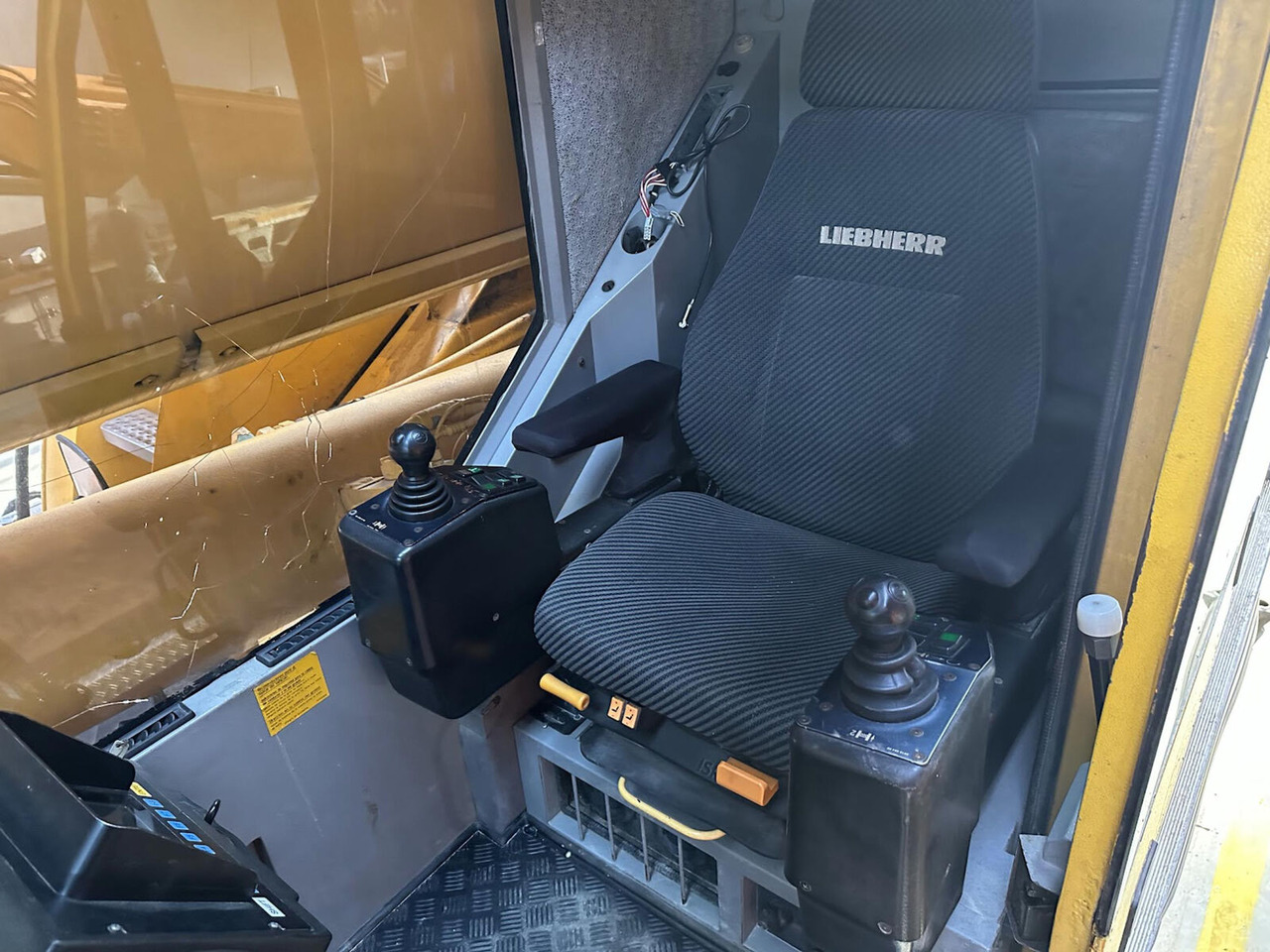 Вседорожный кран Liebherr Liebherr LTM 1060-2: фото 10