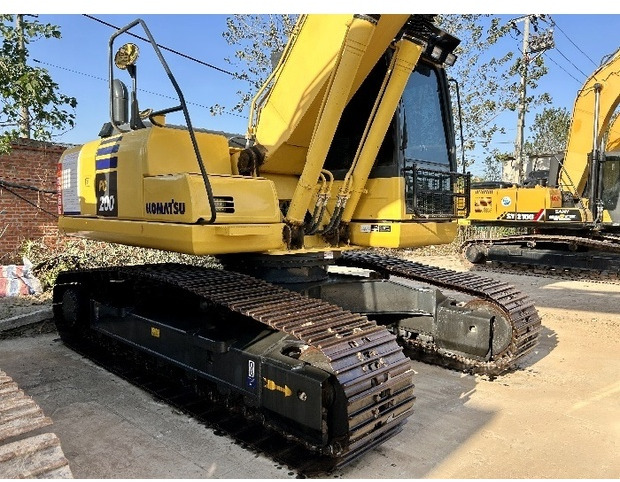 2022 Komatsu PC200-8 - Гусеничный экскаватор: фото 4 2022 Komatsu PC200-8 - Гусеничный экскаватор: фото 4