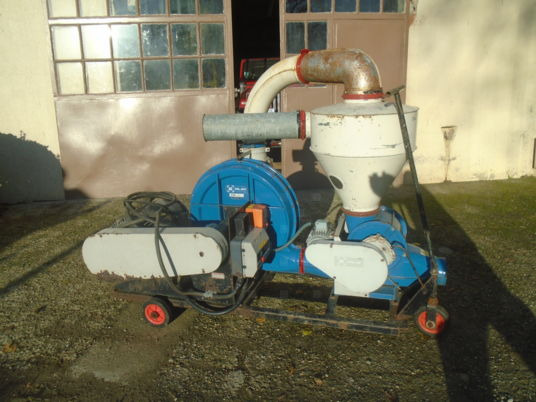 Suceuse a grains electrique kongskilde - Послеуборочное оборудование: фото 1 Suceuse a grains electrique kongskilde - Послеуборочное оборудование: фото 1