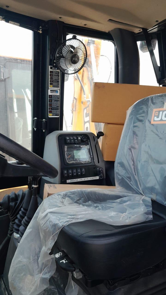 JCB 3DX - Строительная техника: фото 4 JCB 3DX - Строительная техника: фото 4