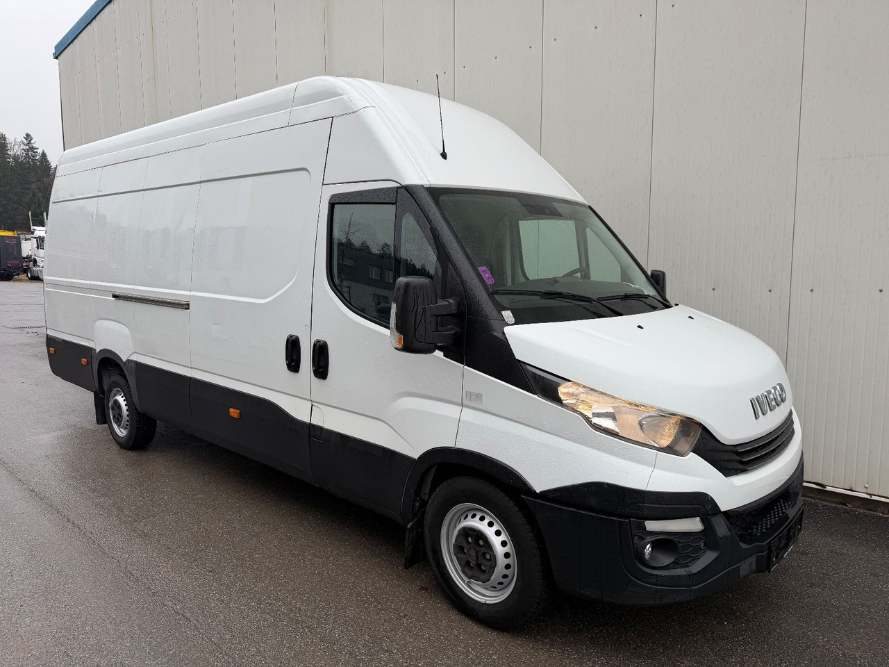 Iveco Daily 35S14 HiMatic L4H3 Maxi Iveco Daily 35S14 HiMatic L4H3 Maxi - Цельнометаллический фургон: фото 2 Iveco Daily 35S14 HiMatic L4H3 Maxi Iveco Daily 35S14 HiMatic L4H3 Maxi - Цельнометаллический фургон: фото 2