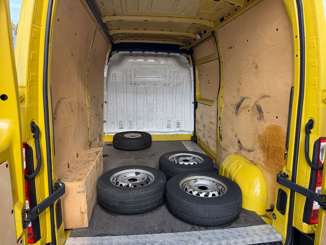 Opel Movano 125 - Цельнометаллический фургон: фото 5 Opel Movano 125 - Цельнометаллический фургон: фото 5