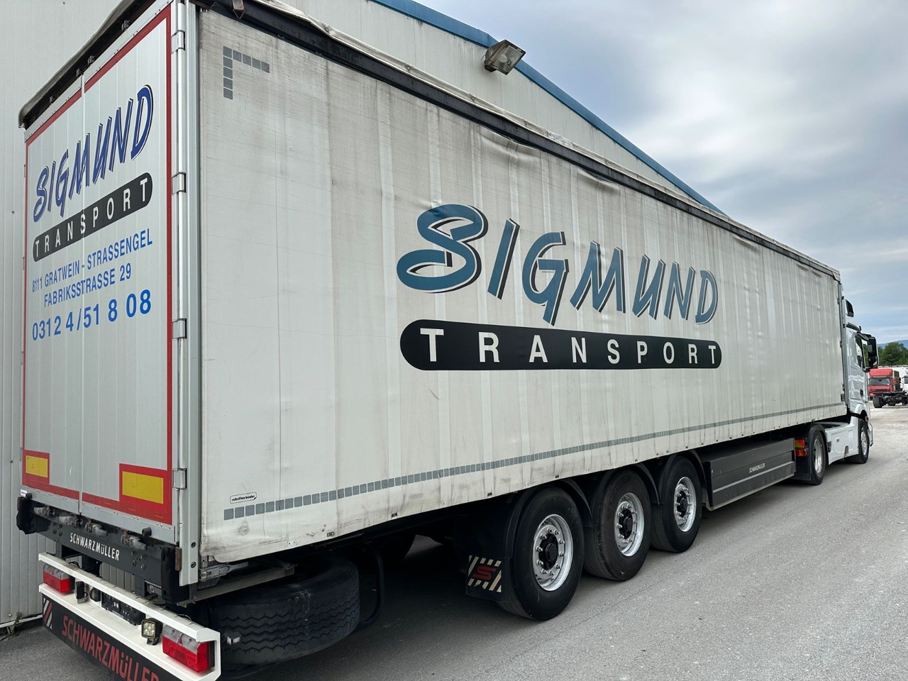 Schwarzmüller S1 J Getränkeplane LIFT BBW - Тентованный полуприцеп: фото 3 Schwarzmüller S1 J Getränkeplane LIFT BBW - Тентованный полуприцеп: фото 3