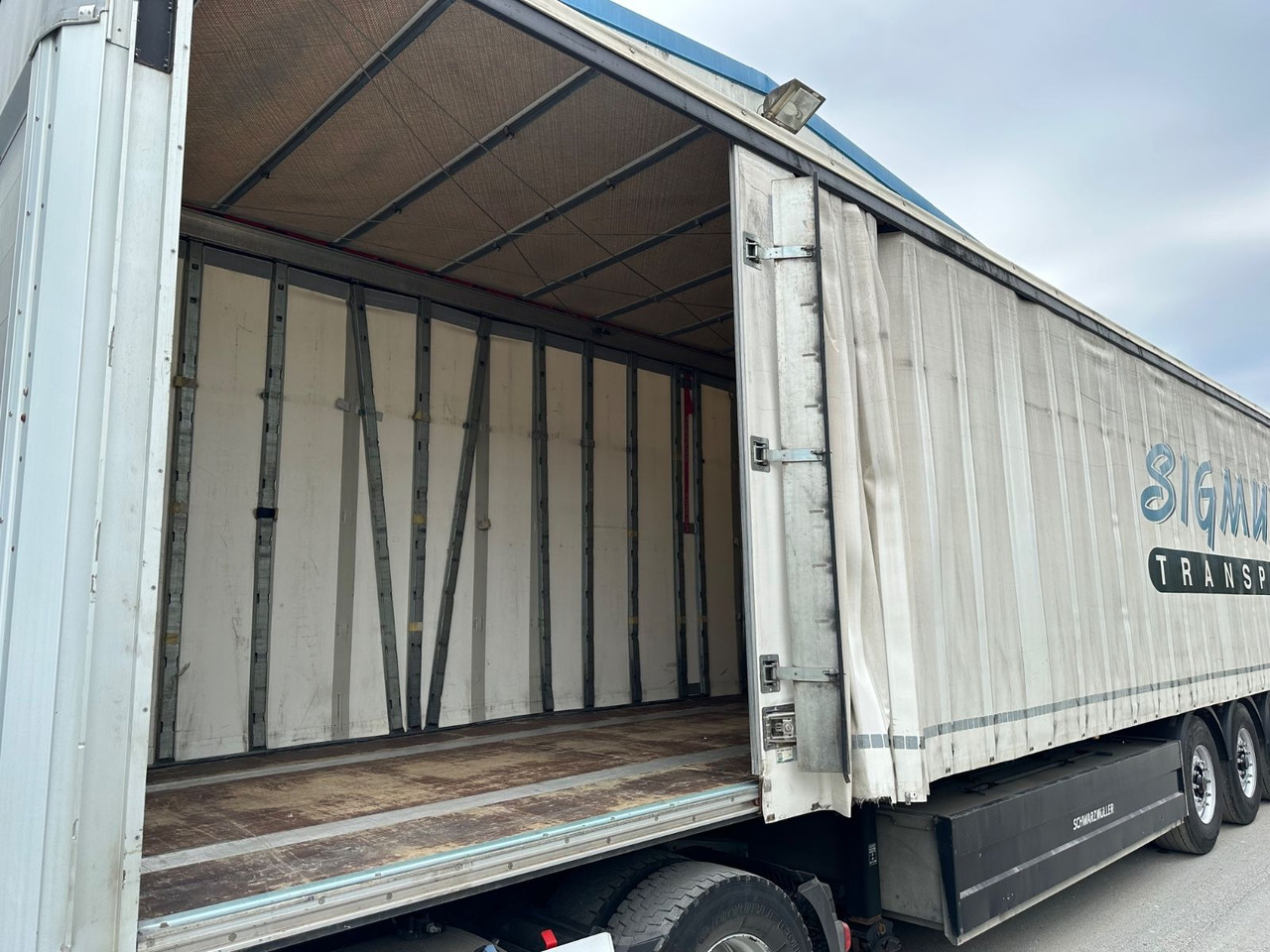 Schwarzmüller S1 J Getränkeplane LIFT BBW - Тентованный полуприцеп: фото 5 Schwarzmüller S1 J Getränkeplane LIFT BBW - Тентованный полуприцеп: фото 5