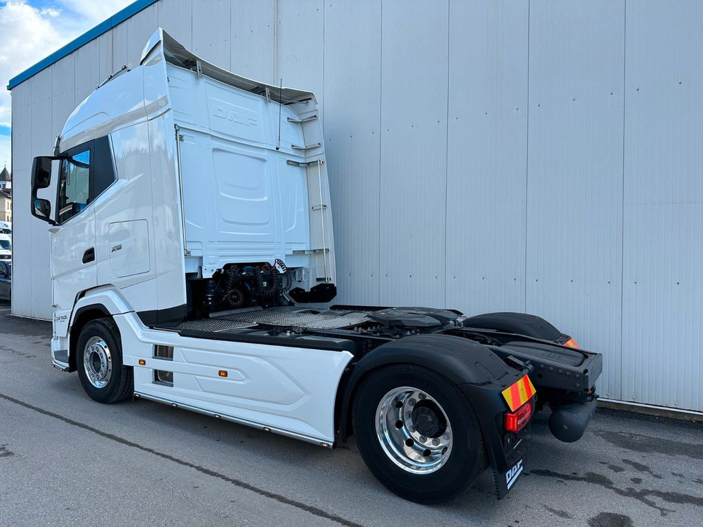 DAF XG 530 Retarder Standklima 3 Jahre Garantie - Тягач: фото 3 DAF XG 530 Retarder Standklima 3 Jahre Garantie - Тягач: фото 3