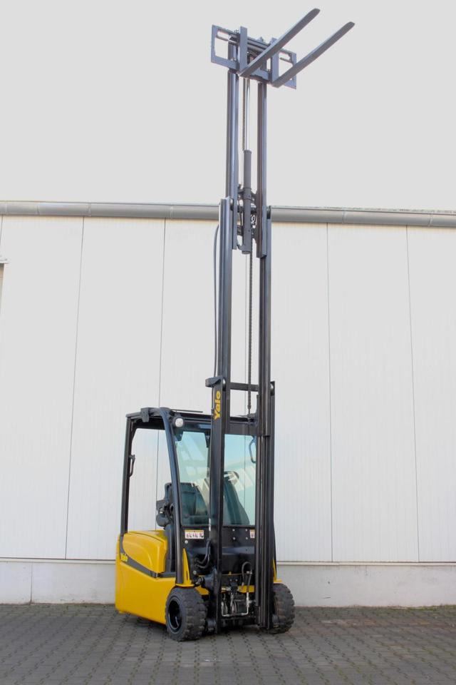 Электропогрузчик YALE ERP18VT Triplex 5,2m 1800kg: фото 16