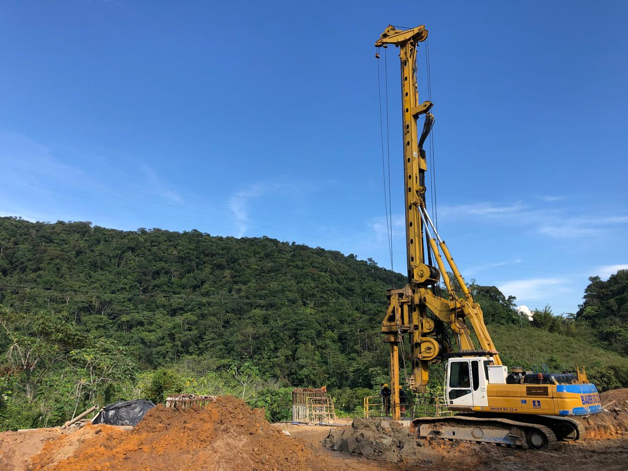 BAUER BG 22H - Буровая машина: фото 2 BAUER BG 22H - Буровая машина: фото 2