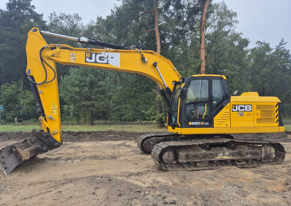 JCB 220XLC - Гусеничный экскаватор: фото 1 JCB 220XLC - Гусеничный экскаватор: фото 1