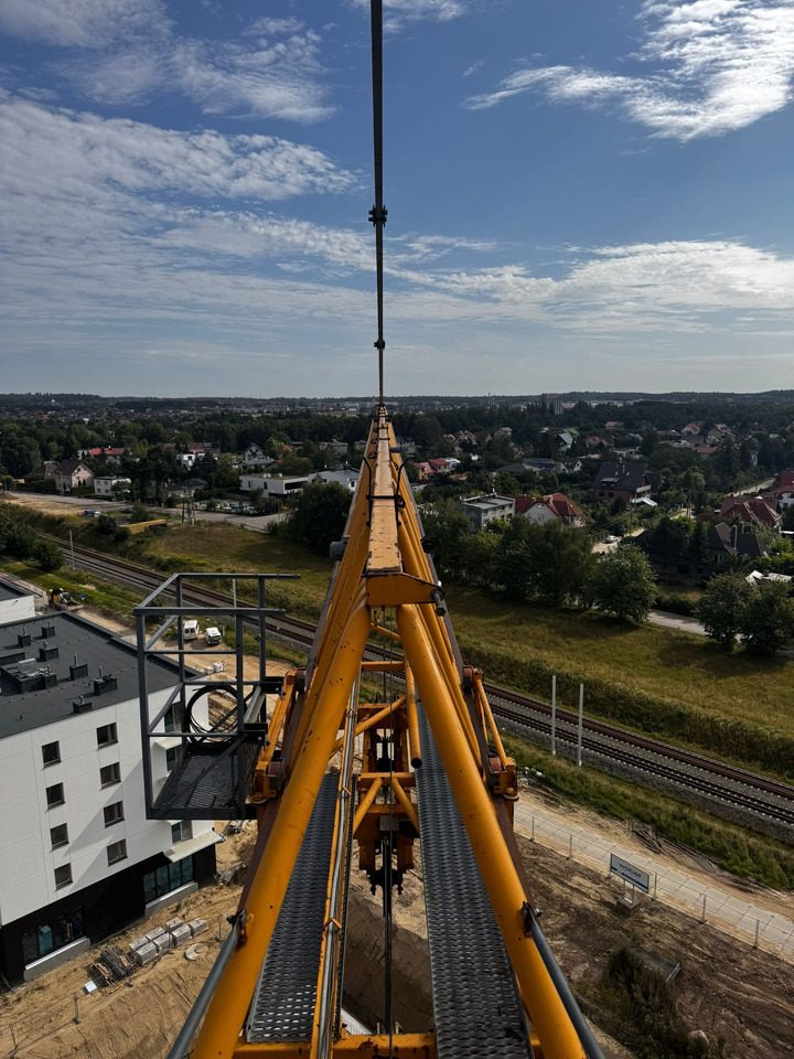 Liebherr 154 EC-H - Строительная техника: фото 3 Liebherr 154 EC-H - Строительная техника: фото 3