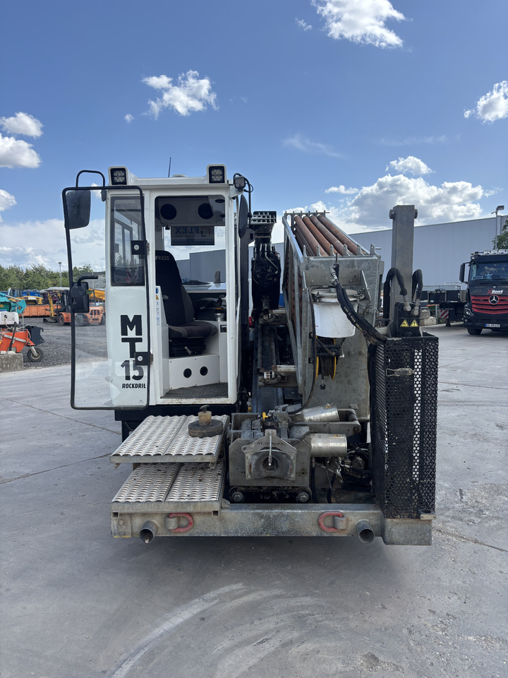 Rockdrill MT - 15 - Техника для горизонтального бурения: фото 4 Rockdrill MT - 15 - Техника для горизонтального бурения: фото 4