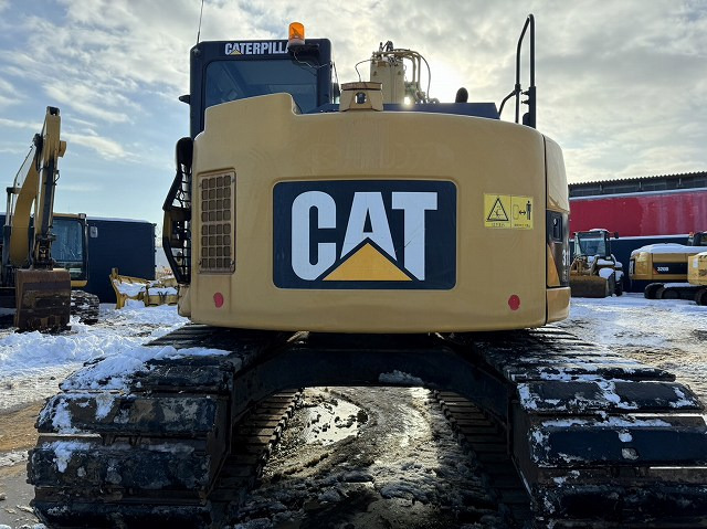 CAT 313DCR - Гусеничный экскаватор: фото 3 CAT 313DCR - Гусеничный экскаватор: фото 3