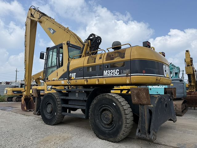 CAT M325C - Перегружатель: фото 3 CAT M325C - Перегружатель: фото 3