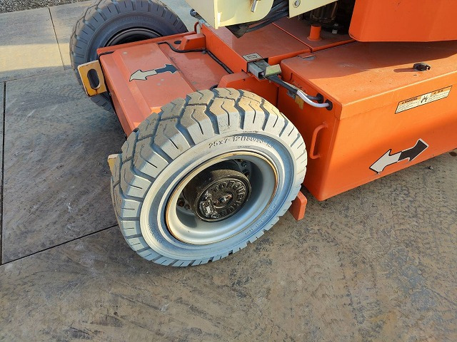 Коленчатый подъемник JLG E300AJP: фото 17