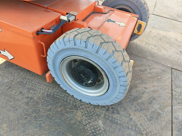 Коленчатый подъемник JLG E300AJP: фото 18