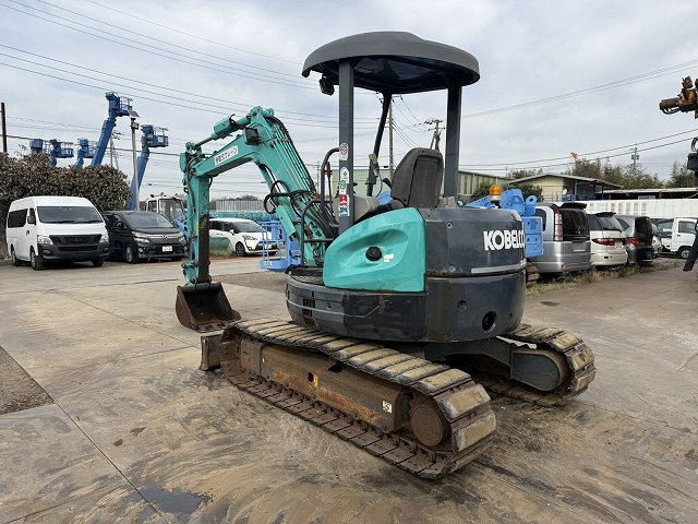 KOBELCO SK40SR-5 - Мини-экскаватор: фото 3 KOBELCO SK40SR-5 - Мини-экскаватор: фото 3