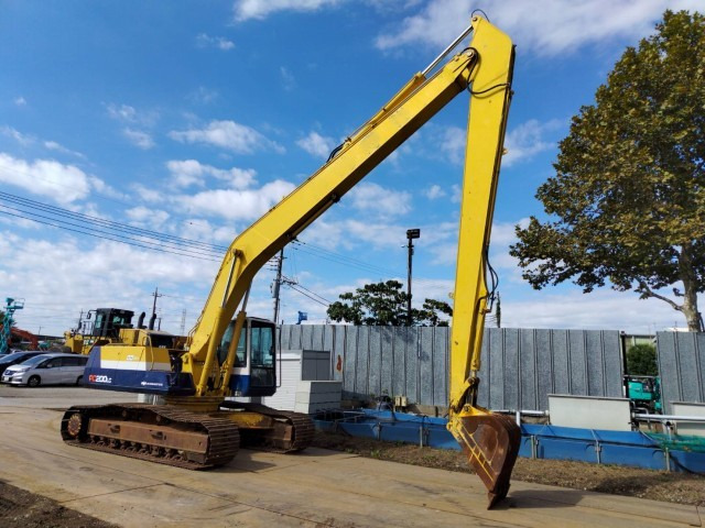 KOMATSU PC200LC-5 - Гусеничный экскаватор: фото 5 KOMATSU PC200LC-5 - Гусеничный экскаватор: фото 5