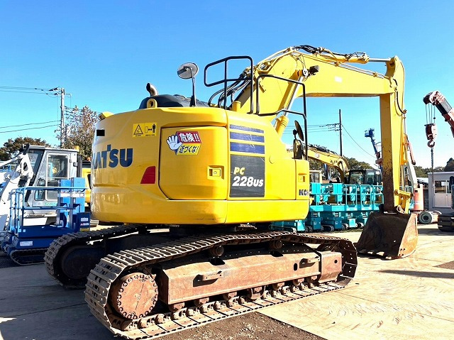 KOMATSU PC228US-10 - Гусеничный экскаватор: фото 5 KOMATSU PC228US-10 - Гусеничный экскаватор: фото 5