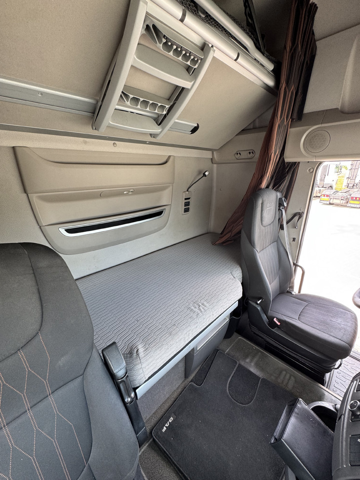 DAF XF - Тягач: фото 3 DAF XF - Тягач: фото 3