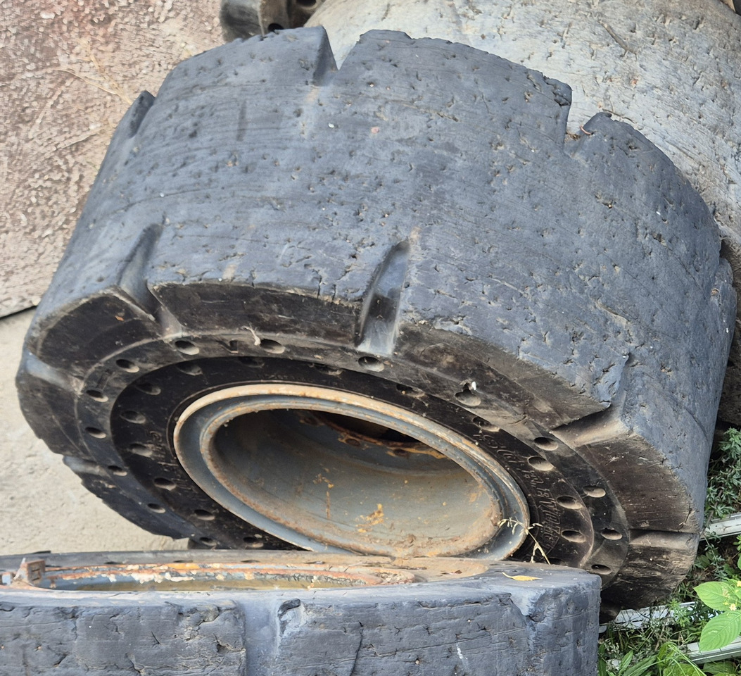 JCB 426, 435, 436 - Колесо для Колёсных погрузчиков: фото 1 JCB 426, 435, 436 - Колесо для Колёсных погрузчиков: фото 1