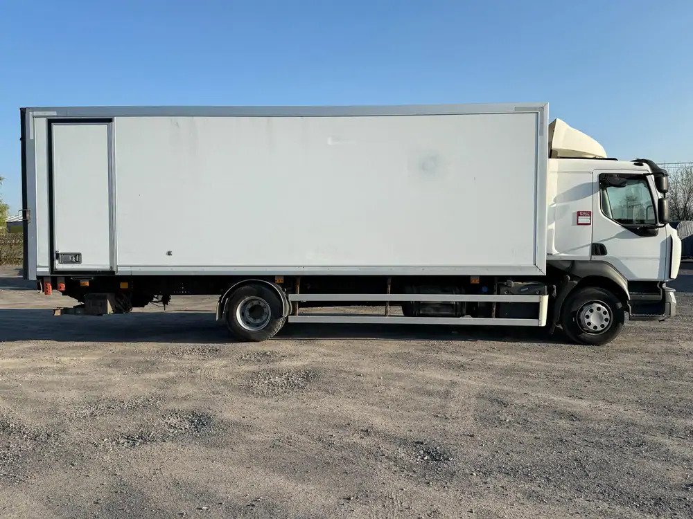 Renault D14 250 *D14 250 cv* - Грузовик с закрытым кузовом: фото 3 Renault D14 250 *D14 250 cv* - Грузовик с закрытым кузовом: фото 3
