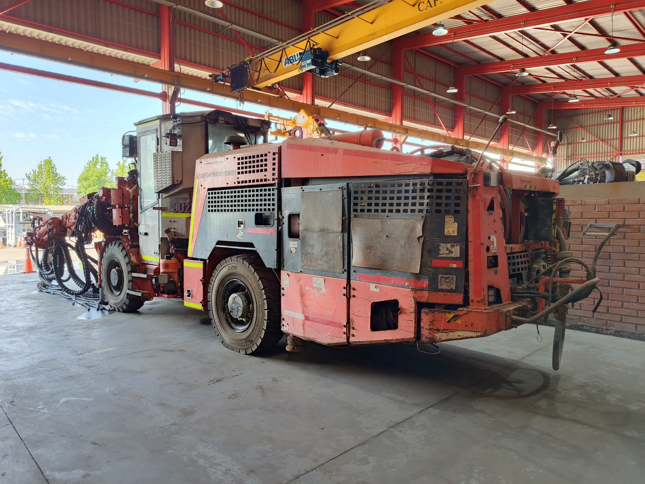 SANDVIK DD321-40C - Горнодобывающая техника: фото 3 SANDVIK DD321-40C - Горнодобывающая техника: фото 3