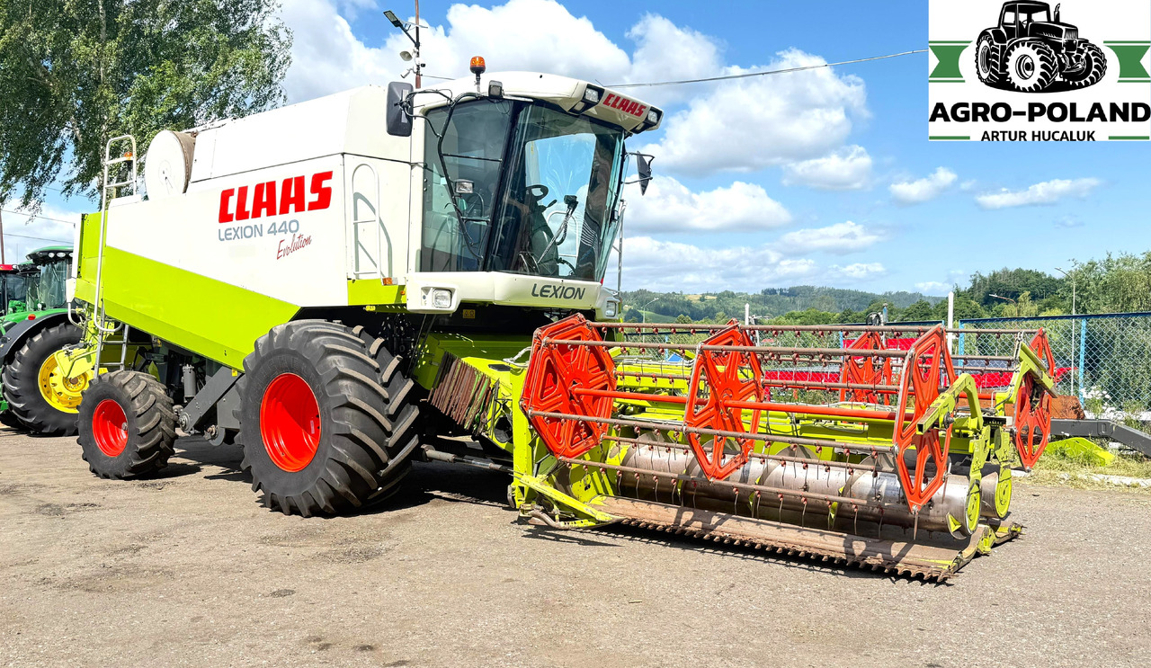 CLAAS LEXION 440 EVOLUTION - 2003 ROK + CLAAS C 540 SKŁADANY - 2007 ROK - Зерноуборочный комбайн: фото 1 CLAAS LEXION 440 EVOLUTION - 2003 ROK + CLAAS C 540 SKŁADANY - 2007 ROK - Зерноуборочный комбайн: фото 1