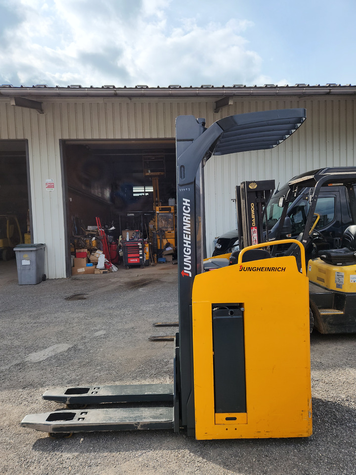 JUNGHEINRICH ESC 216z - Ричтрак: фото 4 JUNGHEINRICH ESC 216z - Ричтрак: фото 4
