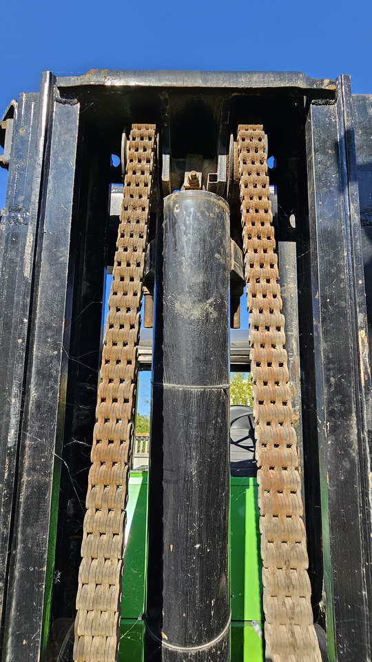 CATERPILLAR V330B - Внедорожный погрузчик: фото 3 CATERPILLAR V330B - Внедорожный погрузчик: фото 3