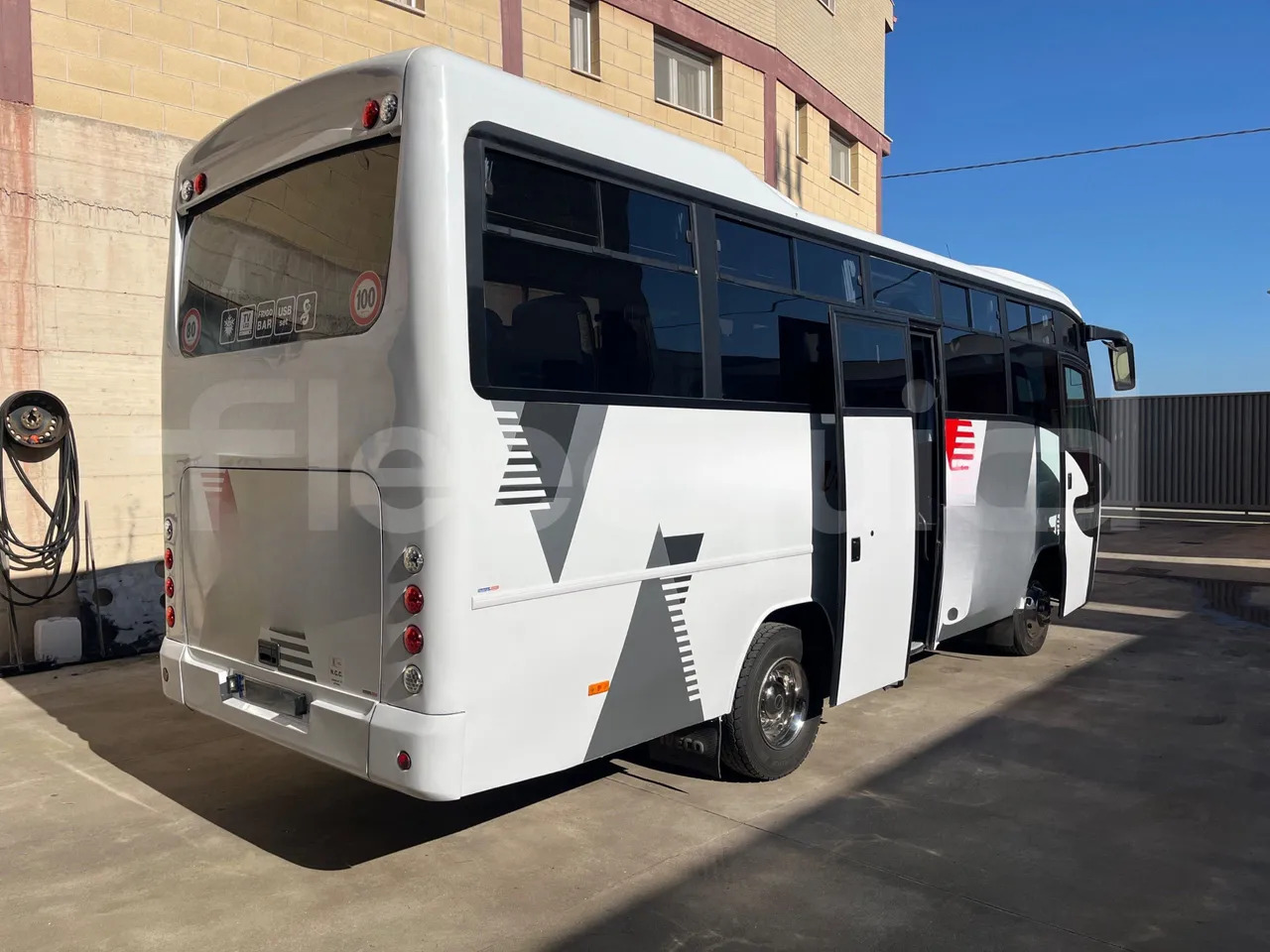 Туристический автобус Iveco E24: фото 9