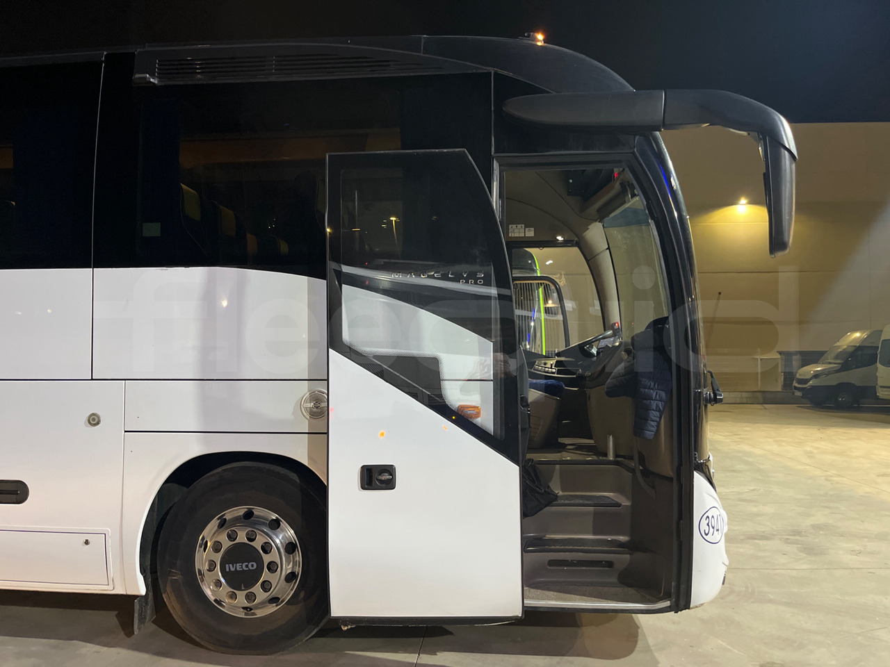 Туристический автобус Iveco Magelys: фото 16