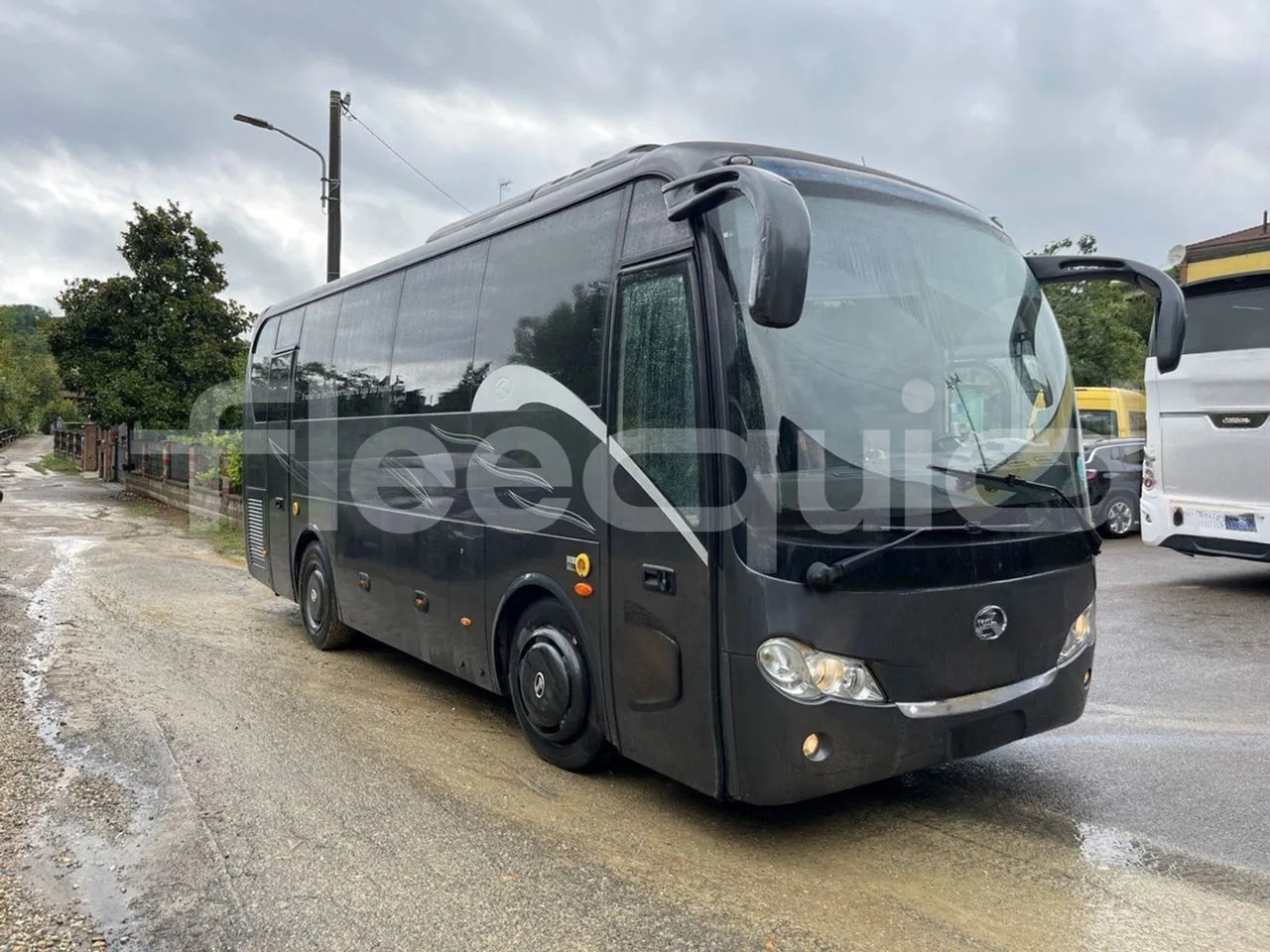 King Long XMQ6800 - Школьный автобус: фото 1 King Long XMQ6800 - Школьный автобус: фото 1