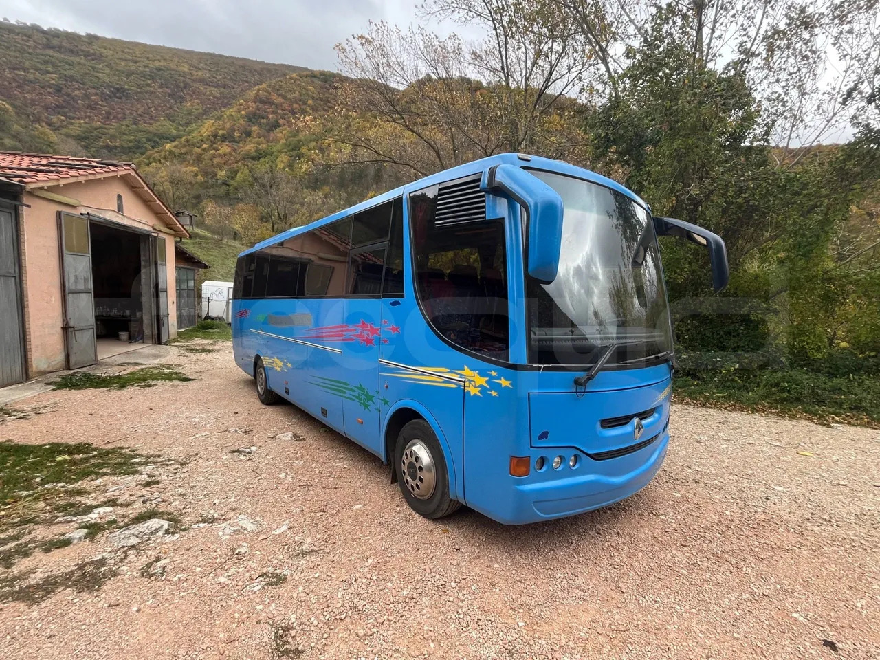 Renault Millenium 250 - Туристический автобус: фото 1 Renault Millenium 250 - Туристический автобус: фото 1