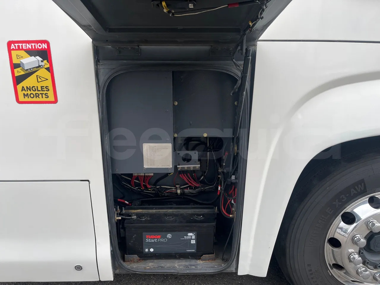 Туристический автобус Scania Touring HD: фото 17