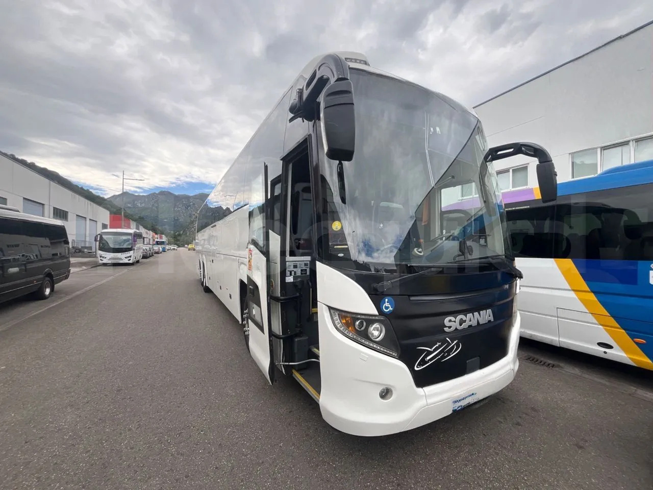 Scania Touring HD - Туристический автобус: фото 1 Scania Touring HD - Туристический автобус: фото 1