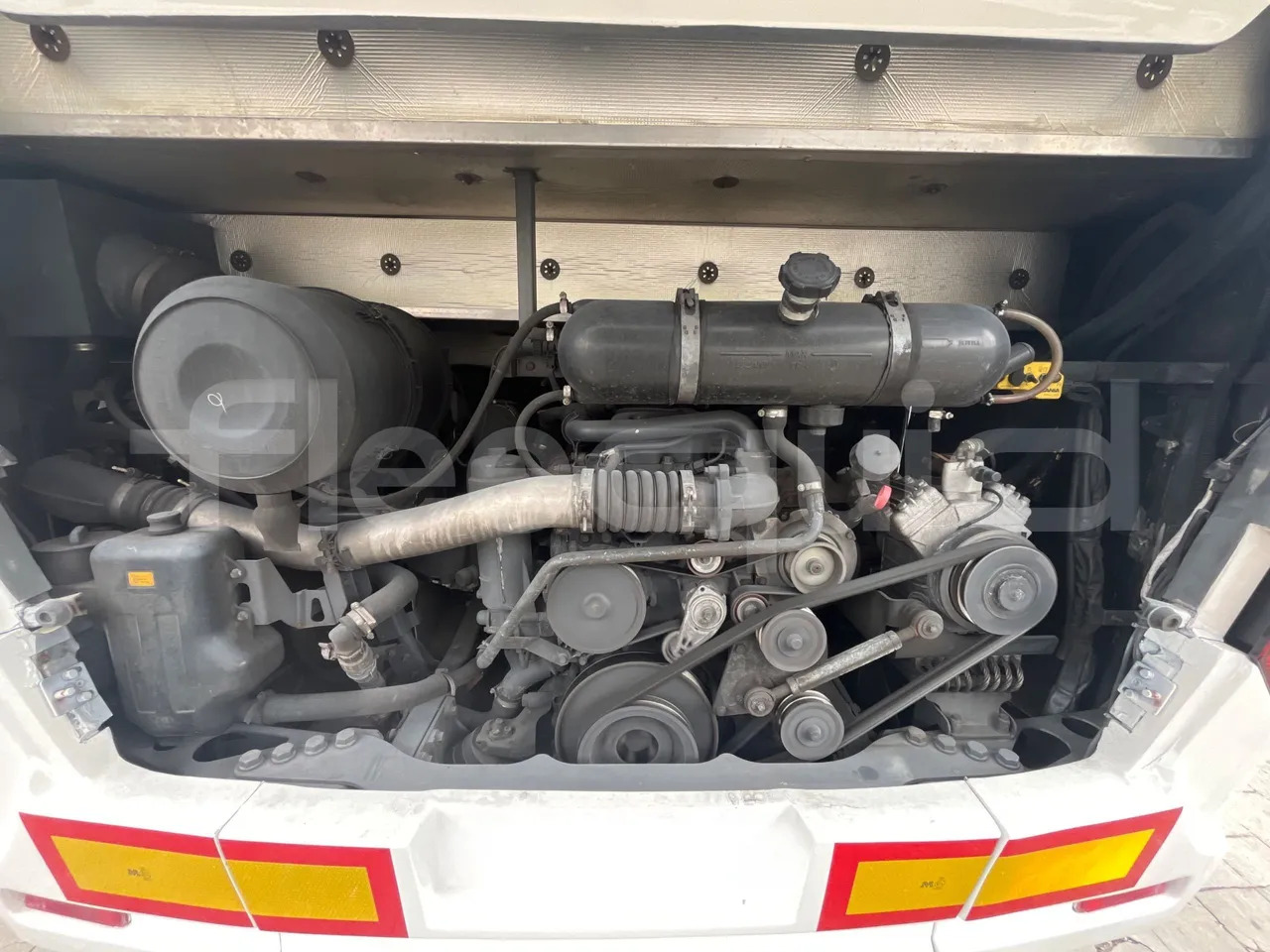 Туристический автобус Scania Touring HD: фото 18