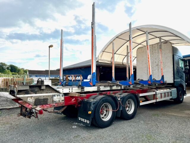 ALUCAR Holzaufbau mit Rungen - Лесозаготовительная техника: фото 1 ALUCAR Holzaufbau mit Rungen - Лесозаготовительная техника: фото 1