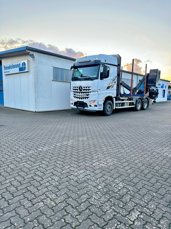 Mercedes Arocs 3358 L 6x4 Radstand 4500 Arocs 3358 L 6x4 Blatt-Luft Gefedert - Лесовоз: фото 1 Mercedes Arocs 3358 L 6x4 Radstand 4500 Arocs 3358 L 6x4 Blatt-Luft Gefedert - Лесовоз: фото 1