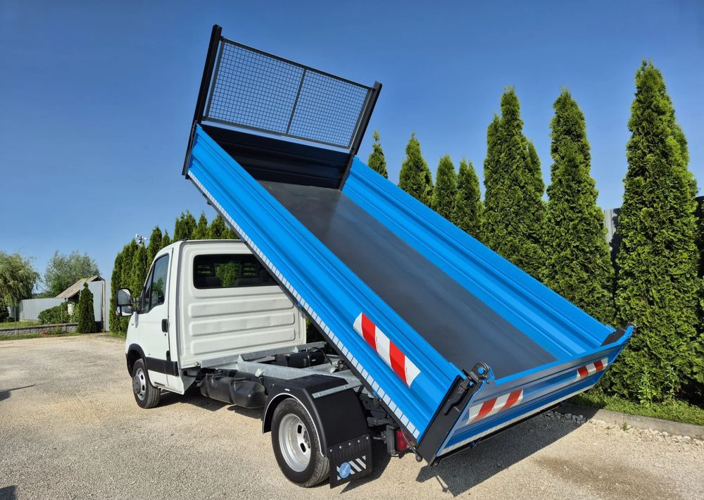 Iveco 50C15 3.0 150KM 35c15 - Малотоннажный самосвал: фото 3 Iveco 50C15 3.0 150KM 35c15 - Малотоннажный самосвал: фото 3