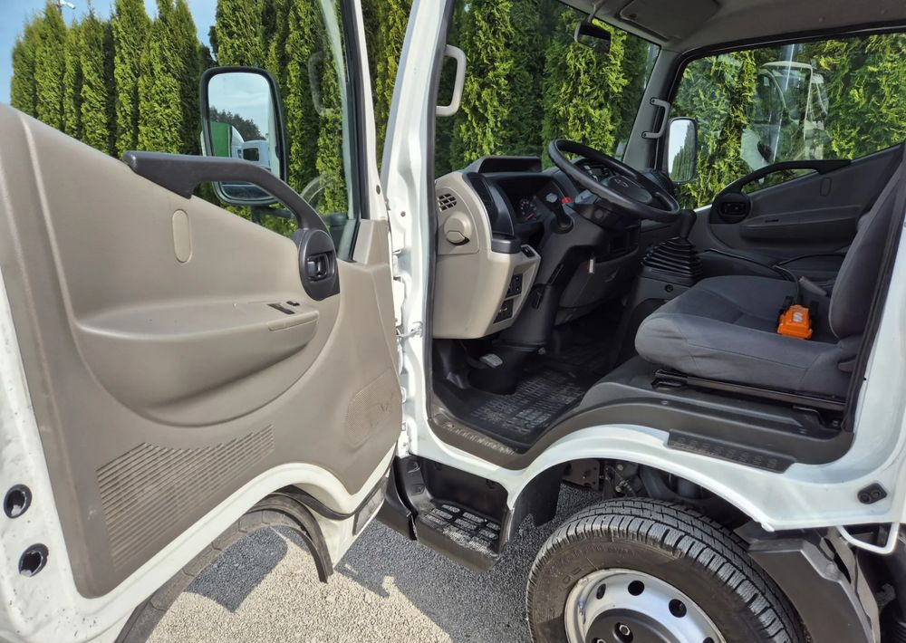 Nissan Cabstar 35.14 2.5 140KM Wywrotka, NT400 - Малотоннажный самосвал: фото 4 Nissan Cabstar 35.14 2.5 140KM Wywrotka, NT400 - Малотоннажный самосвал: фото 4